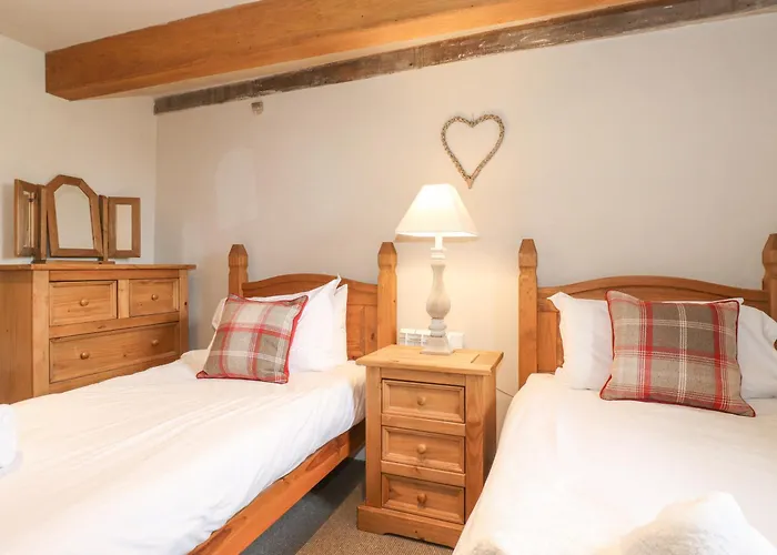 Yew Beck 度假居 阿尔弗斯顿